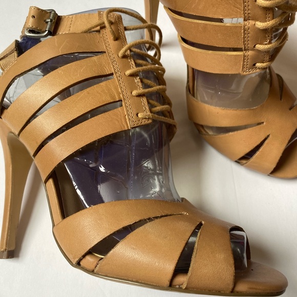 Shoemint Elizabeth Brown Leather/Lace up heel sz 8 - Picture 3 of 9